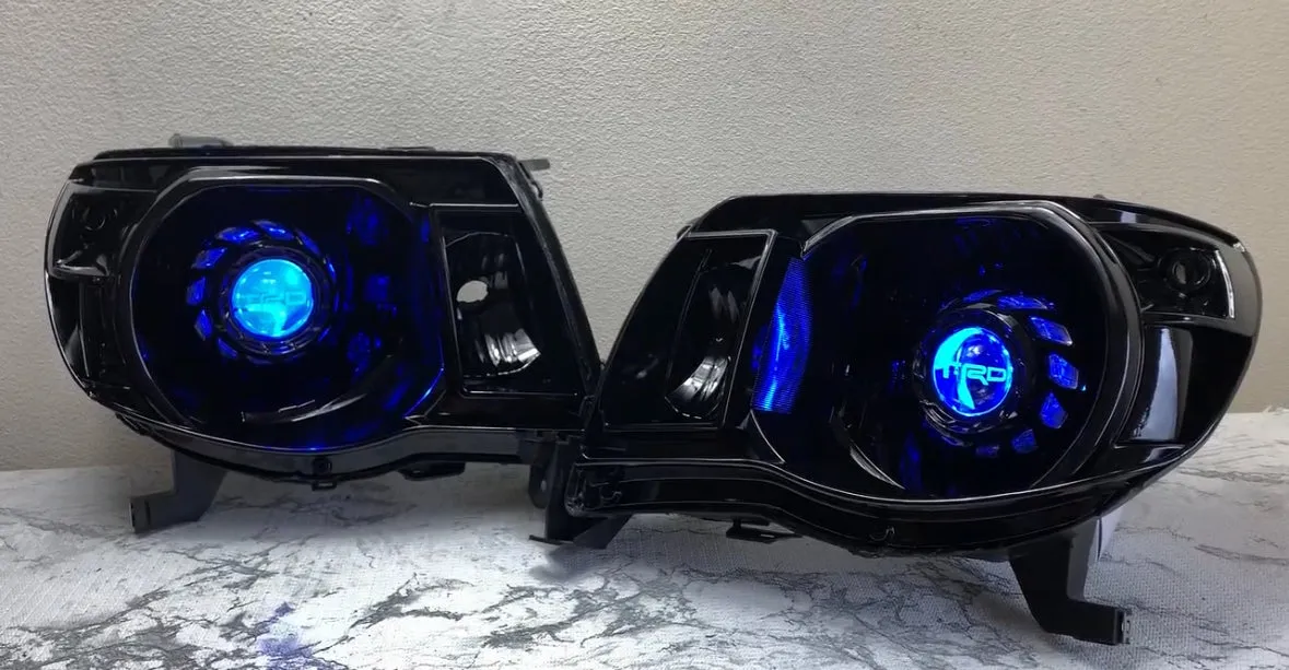 2005-2011 Toyota Tacoma Projector Headlights