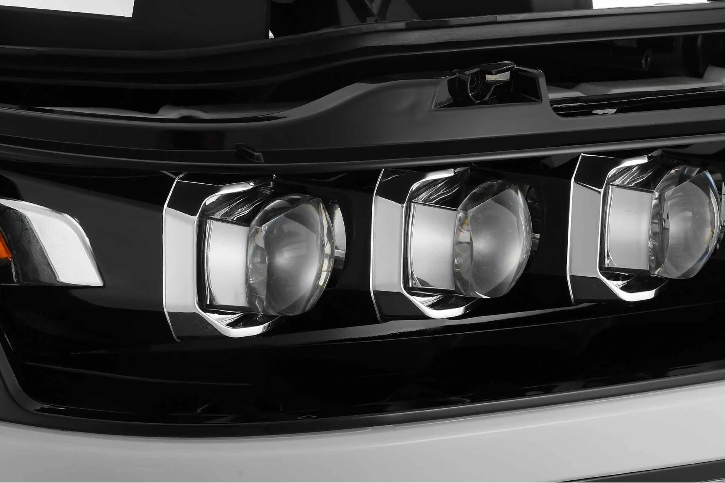 2019  Dodge Ram 1500 Nova LED Headlights