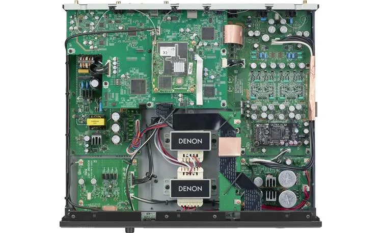 Denon DNP-2000NE Streaming music player and preamplifier