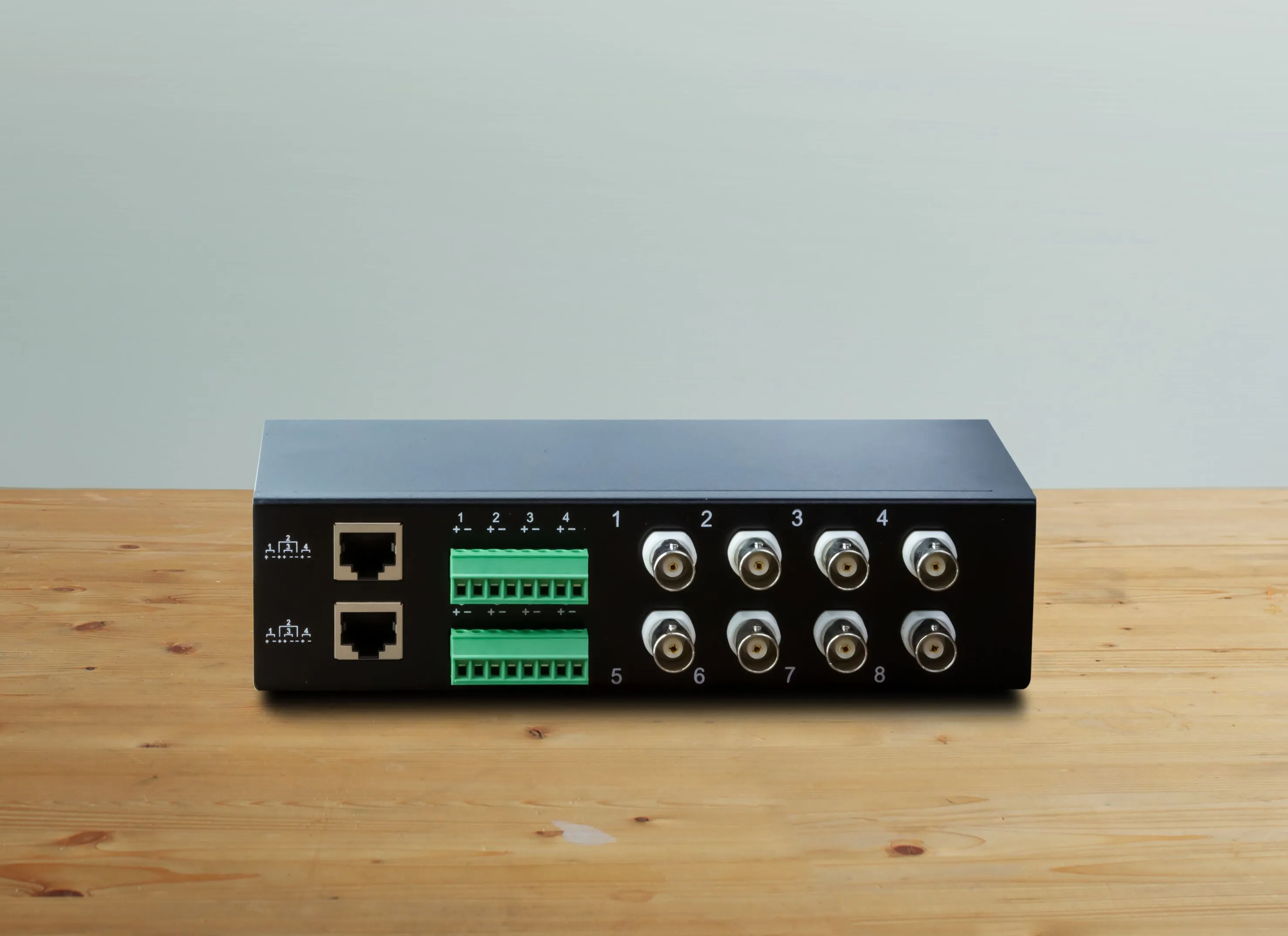 GEM HDHUB 5 Megapixel High Performance Video Hub - (HDHUB-8P)