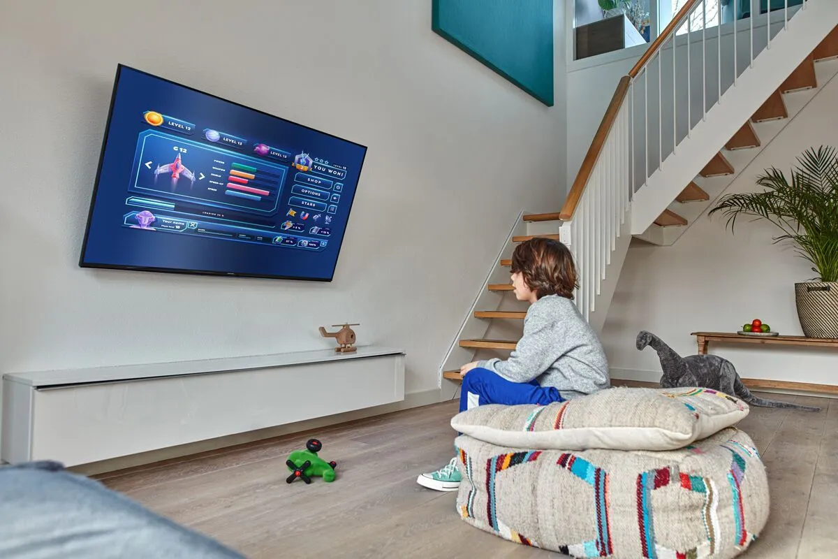 Vogels TVM 3215 Tilting TV Wall Mount