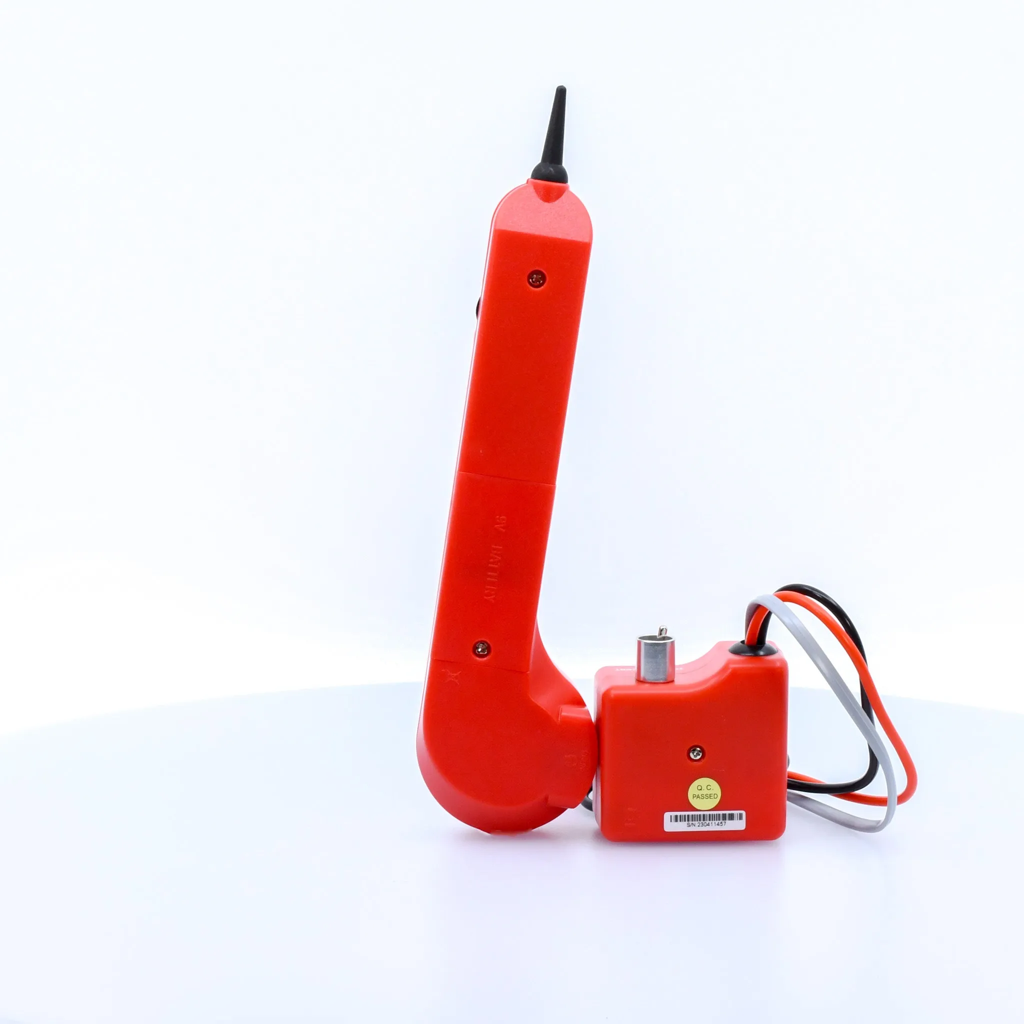 Wire Locator Kit with Inductive Toner Probe and Tone Generator : Traces Various Wire Types - (CTX590A)